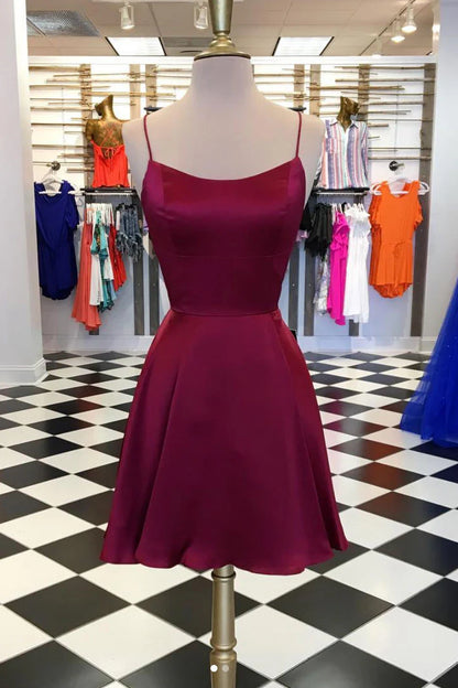 Vestido de fiesta corto de satén