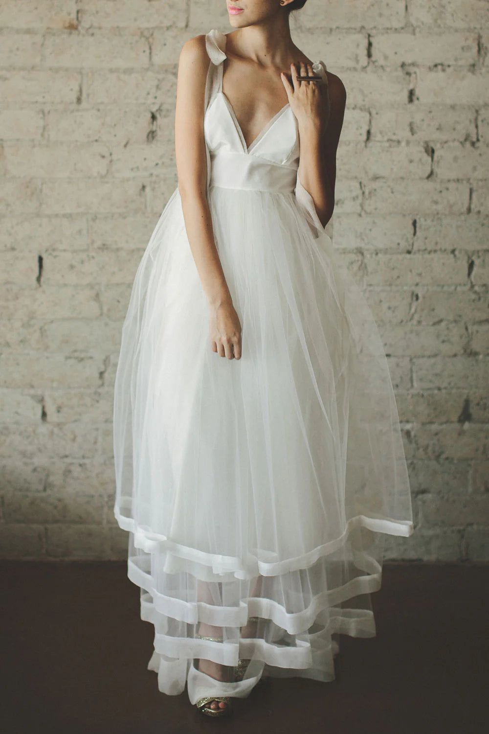V neck tulle long prom dress