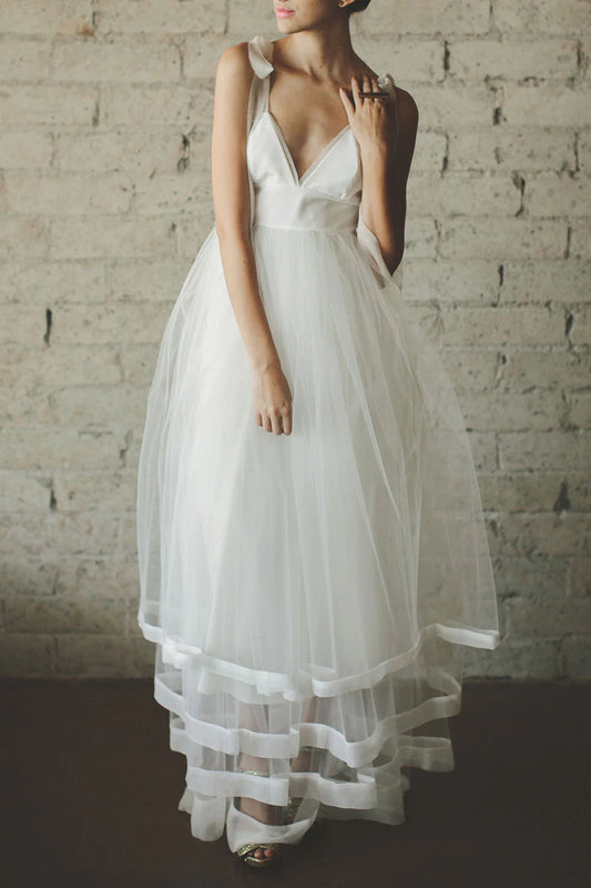 V neck tulle long prom dress