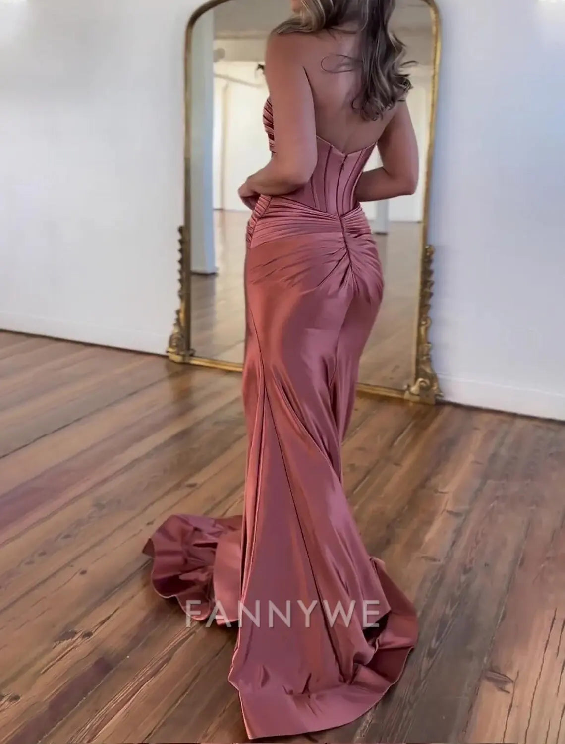 FannyWe Simple A-Line Prom Dresses Elegant Dress Formal Floor Length Sleeveless Strapless Satin with Ruched Slit