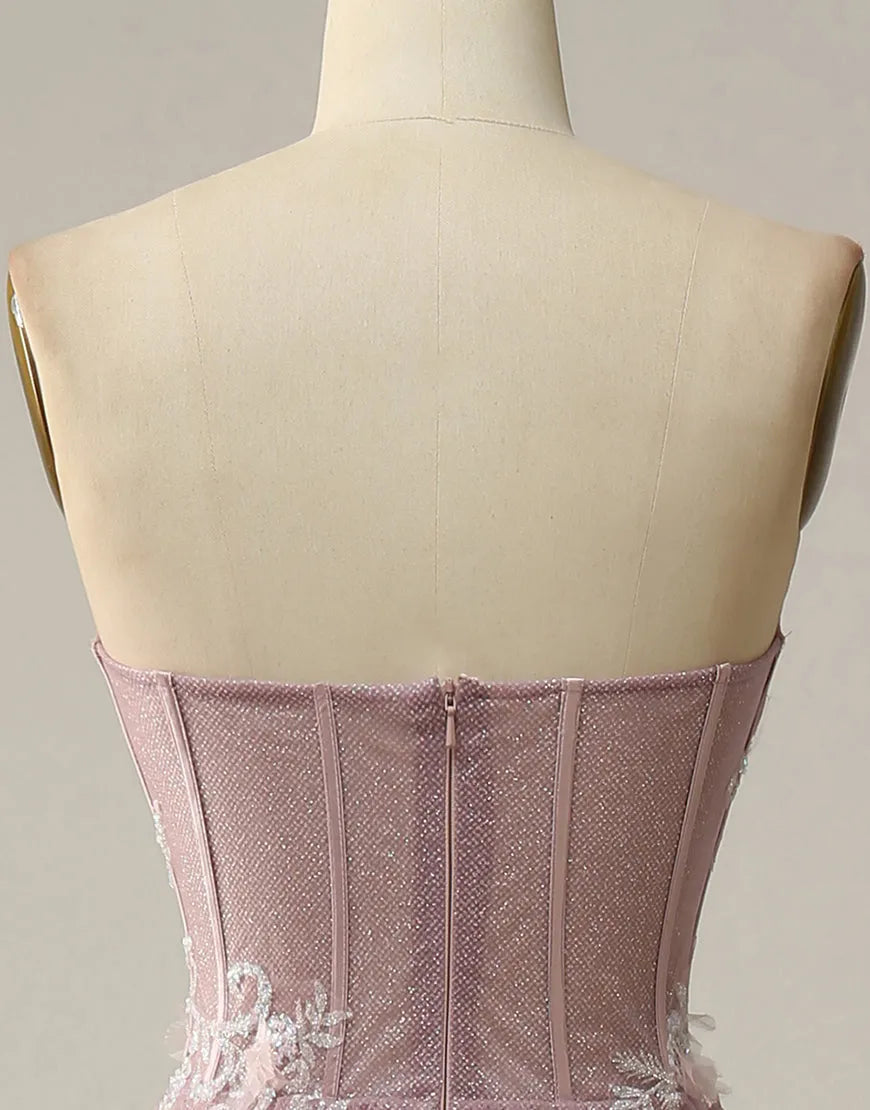 Vestido de fiesta largo con escote en forma de A y apliques