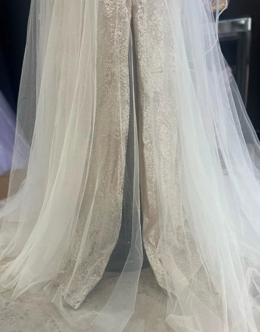A-Linien-Brautkleid aus Tüll mit herzförmigem Ausschnitt und Applikationen 