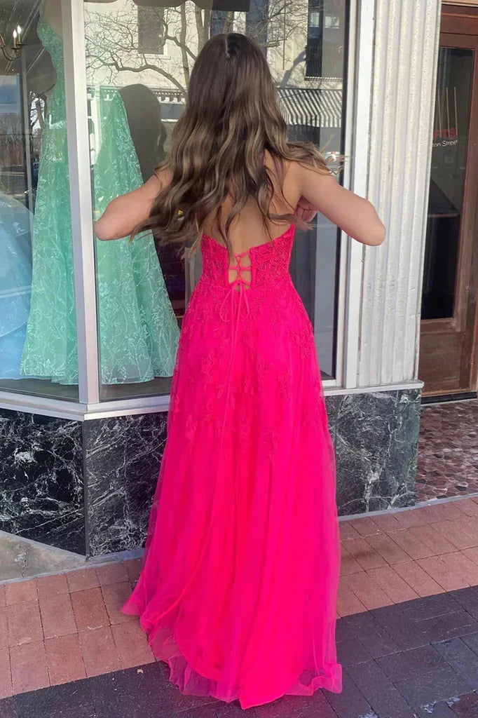 A-Linie, trägerlos, langes Ballkleid mit Blumenapplikationen