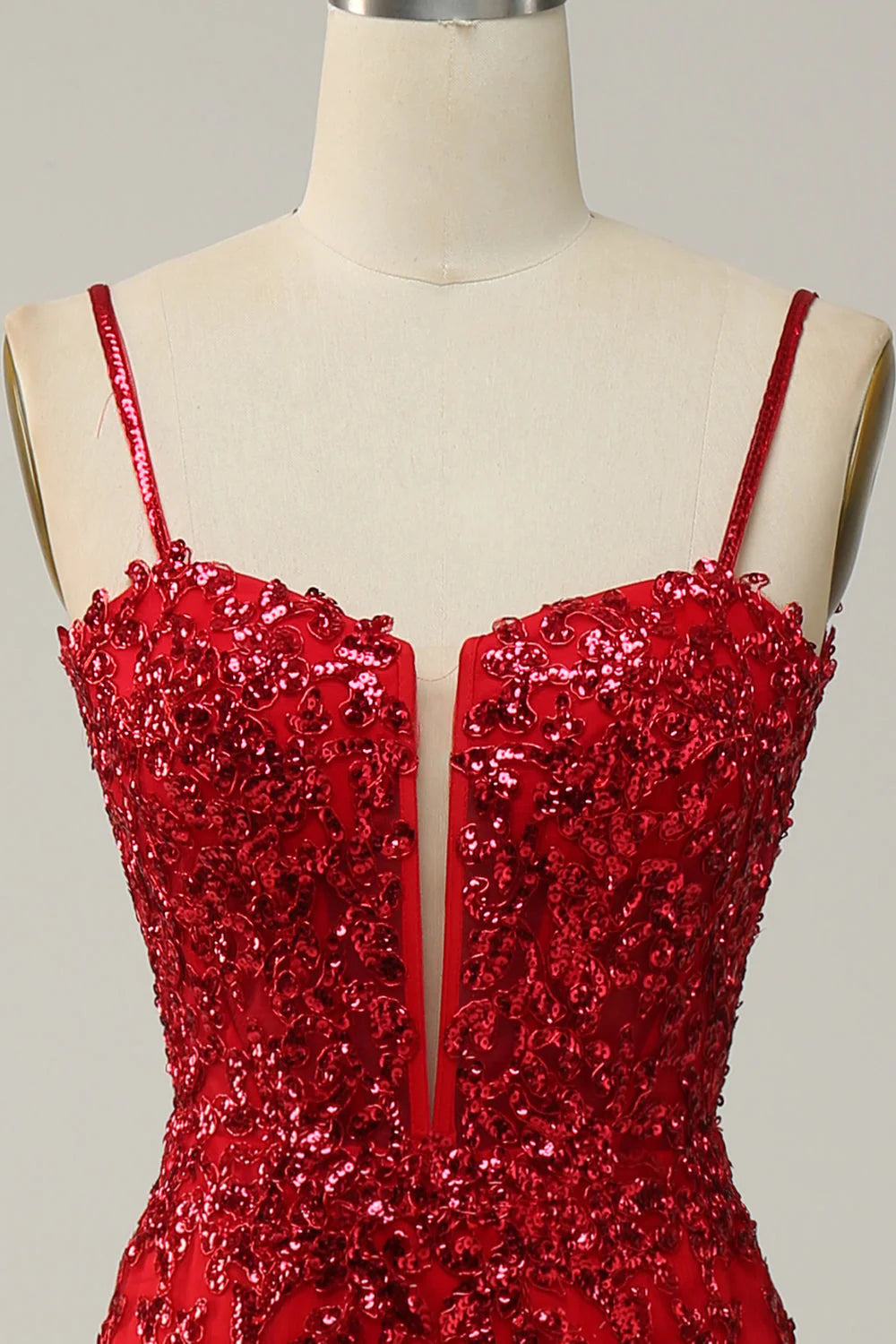 Vestido de fiesta largo de sirena con tirantes finos y lentejuelas azul real con abertura frontal