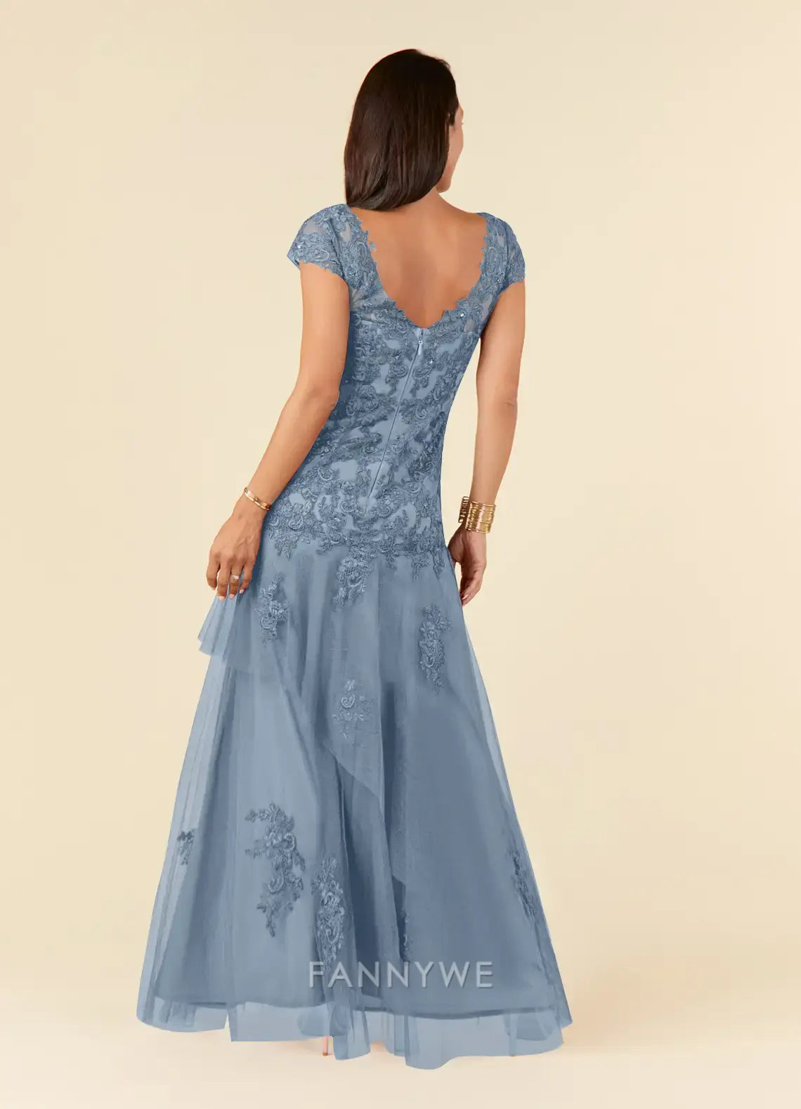 Elegant Plus Size Plunging V-Neck Lace-Embroidered Tulle A-Line Maxi Dress Mother of the Bride Dress