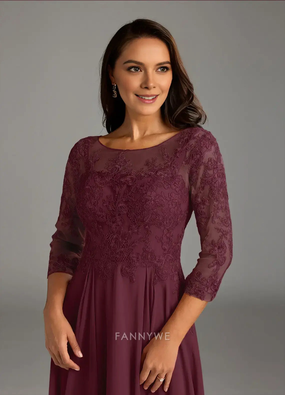 Elegant Plus Size Round Neck Lace Appliqué Three-Quarter Sleeve Chiffon A-Line Midi Dress Mother of the Bride Dress