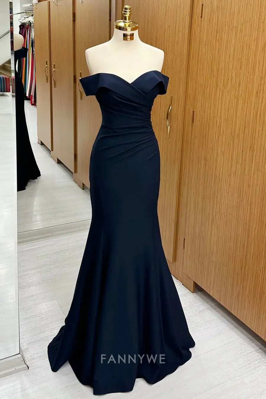 Elegant Women's Off - Shoulder Mermaid Floor-Length Maxi Dress Mother of the Bride Dress