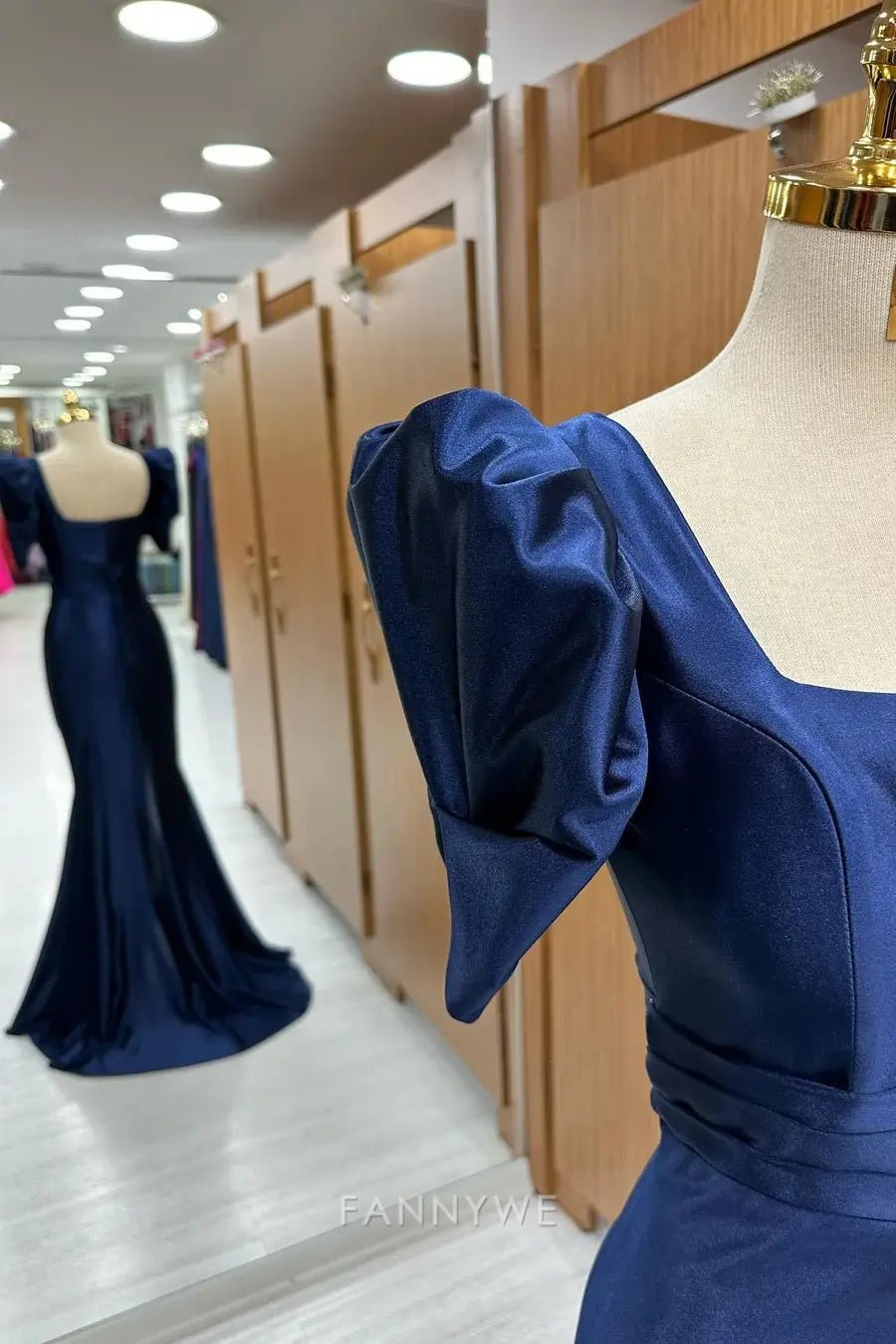 Elegant Women's Square Neck Puff Sleeve Satin Mermaid Maxi Dress Mother of the Bride Dress