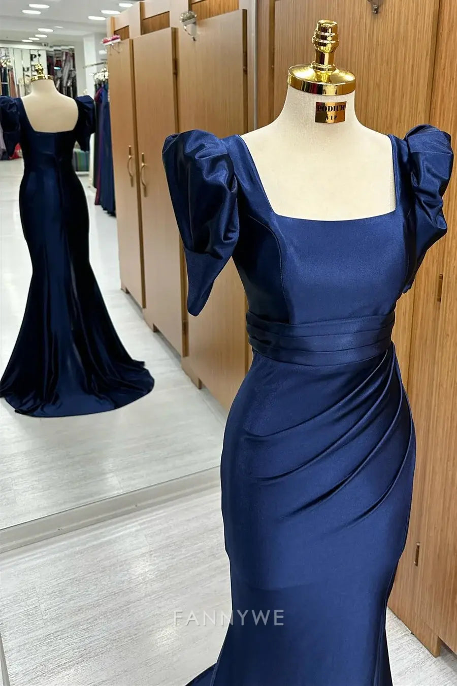 Elegant Women's Square Neck Puff Sleeve Satin Mermaid Maxi Dress Mother of the Bride Dress