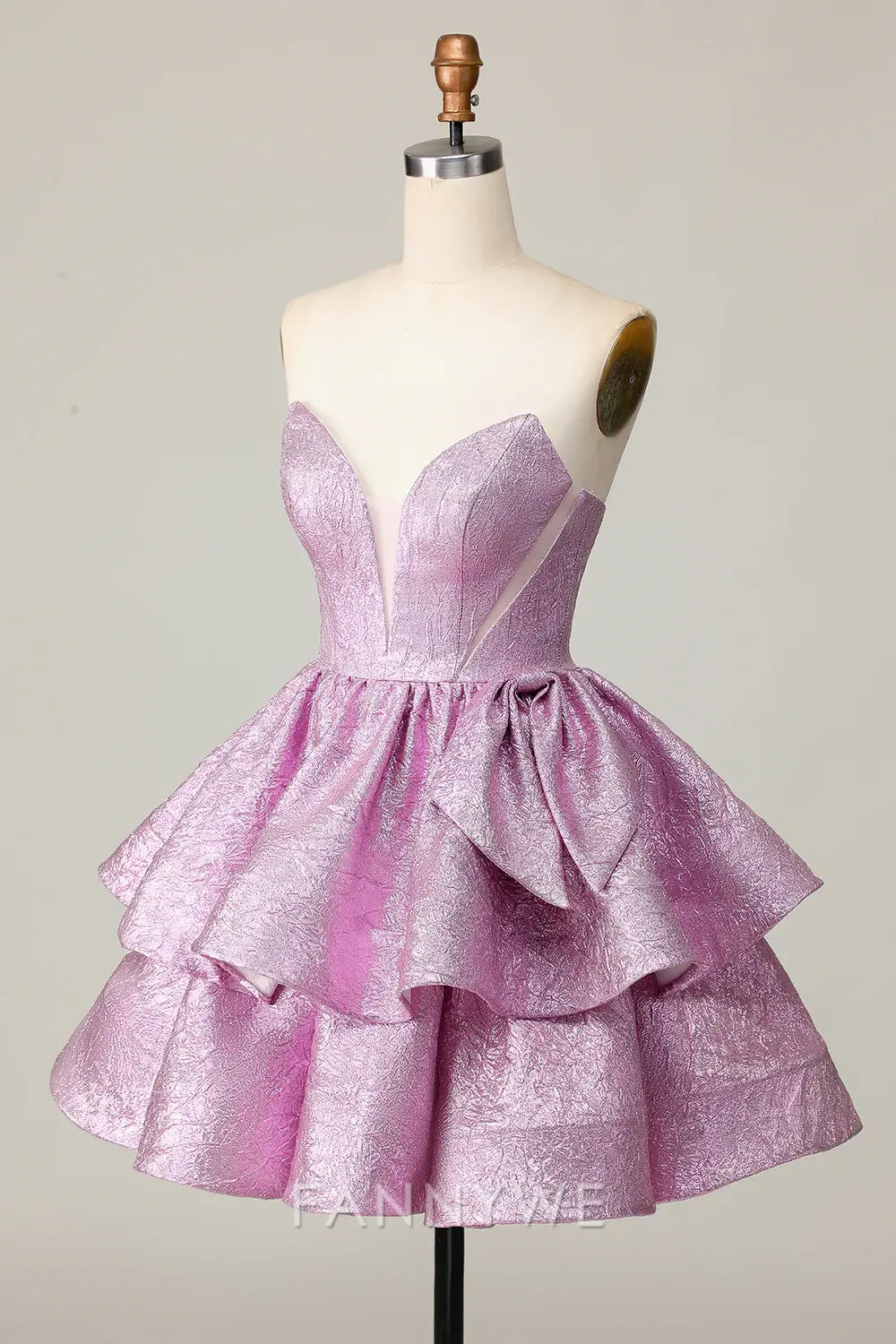 FannyWe Elegant Light Purple A Line Strapless Short Metallic Homecoming Dress with Ruffles