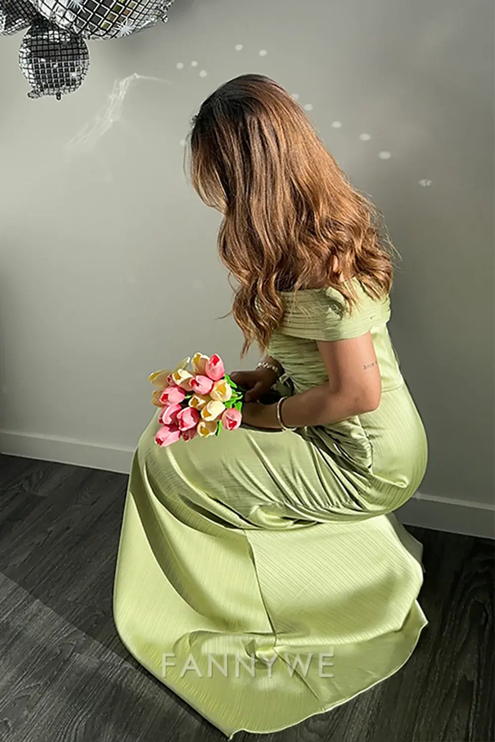 FannyWe Elegant Metallic Satin Green Off The Shoulder Sheath Red Carpet Dress formal wear dresses
