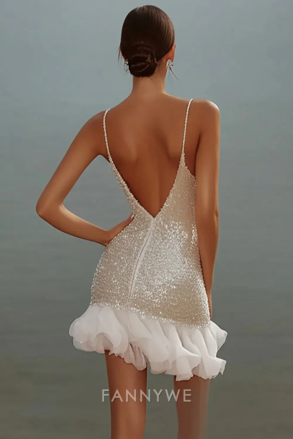 FannyWe Elegant Sparkly White Bodycon Sequins Mini Graduation Homecoming Dress