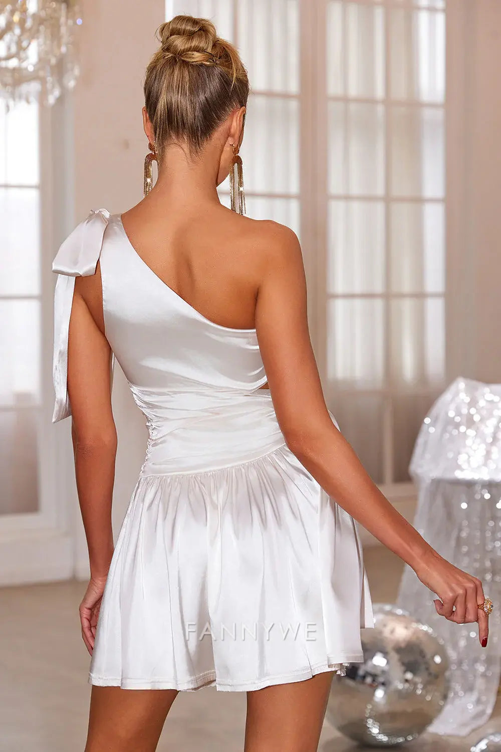 FannyWe Elegant White One Shoulder Hollow Out Short Homecoming Dress hot sale