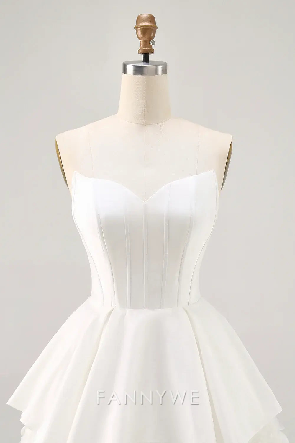 FannyWe Elegant White Strapless Tiered Short Corset Homecoming Dress with Ruffles formal wear dresses