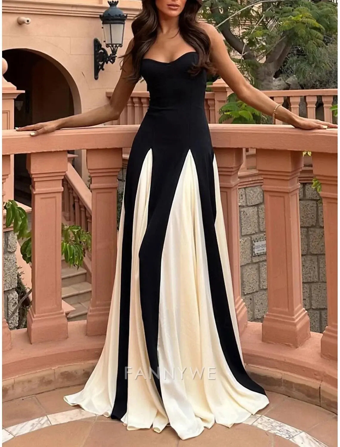 FannyWe Vestidos de quinceañera sencillos de corte A, vestido elegante para boda, para invitados de boda, largo hasta el suelo, sin mangas, tirantes finos, poliéster, sin espalda y con pliegues 
