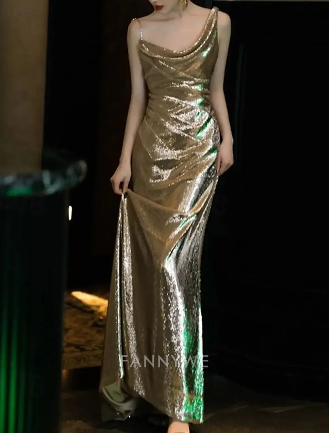 FannyWe Simple Sheath / Column Prom Dresses Glittering Dress Formal Wedding Floor Length Sleeveless Cowl Neck Polyester with Glitter