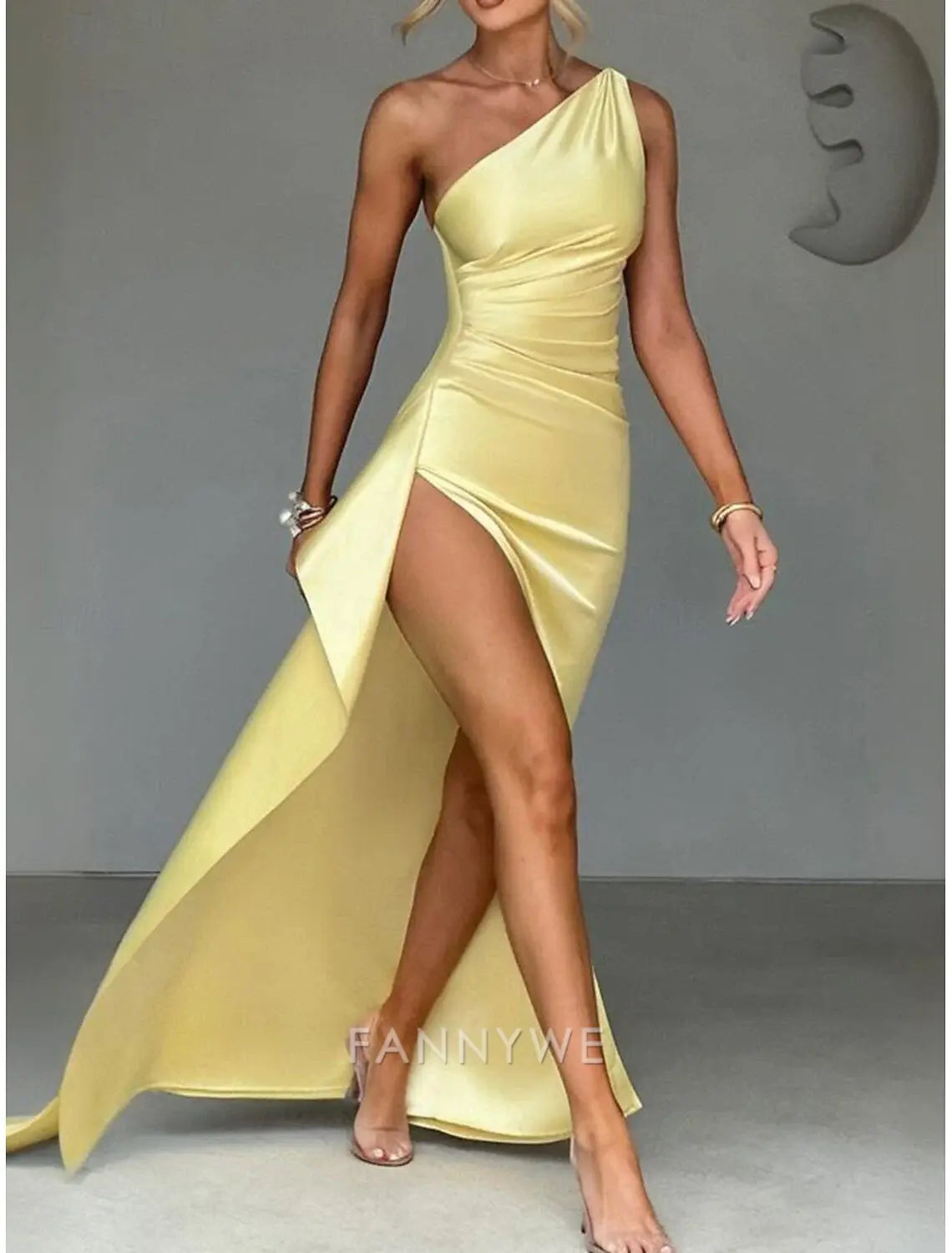 FannyWe Simple Yellow Mermaid / Trumpet Party Dresses Elegant Dress Wedding Wedding Guest Floor Length Sleeveless One Shoulder Satin with Ruched Details