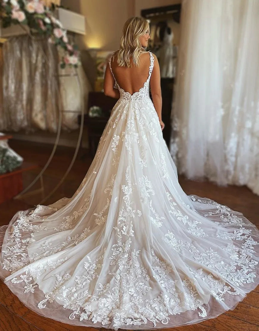 Gorgeous A-Line Open Back Wedding Dress With Appliques