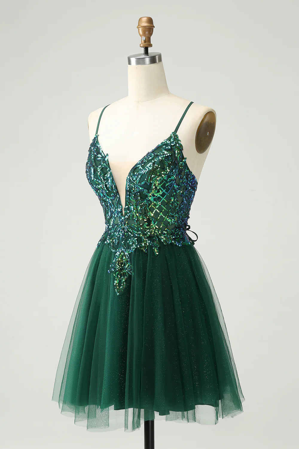 A-Line Glitter Sequined Appliques V Neck Homecoming Dress