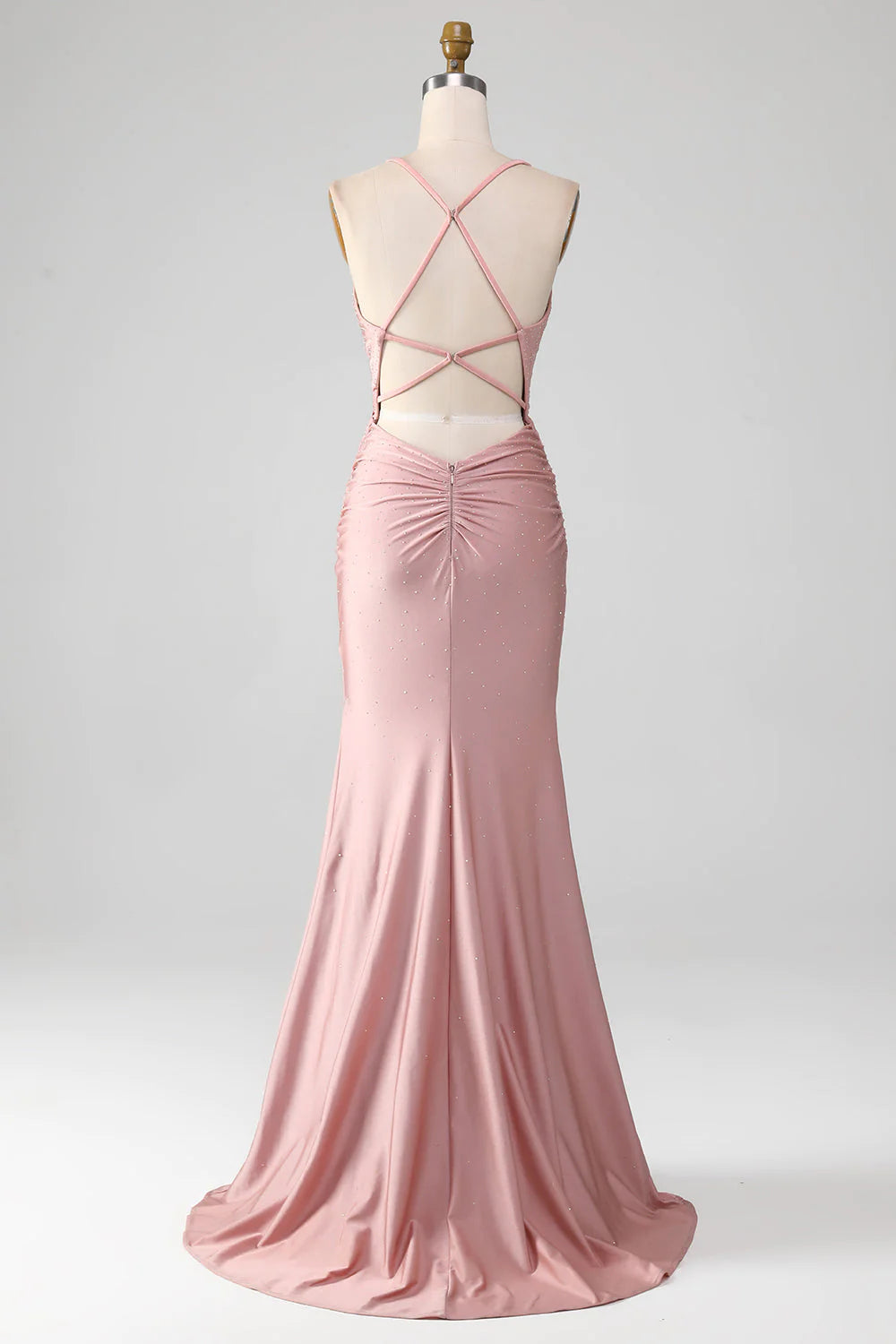 Vestido de fiesta largo estilo sirena con cuentas y rubor brillante