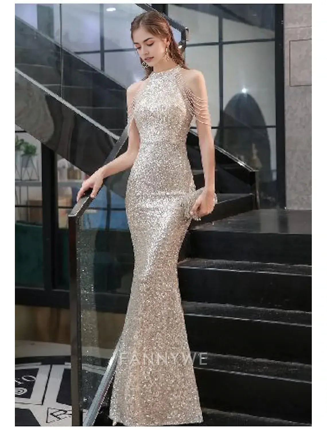 FannyWe Simple sirena vestidos de fiesta dorados vestido de lentejuelas vestido de graduación ajustado compromiso vestido de noche formal cuello halter sin mangas largo hasta el suelo con cuentas borla vestido de mascarada vestido para impresionar 