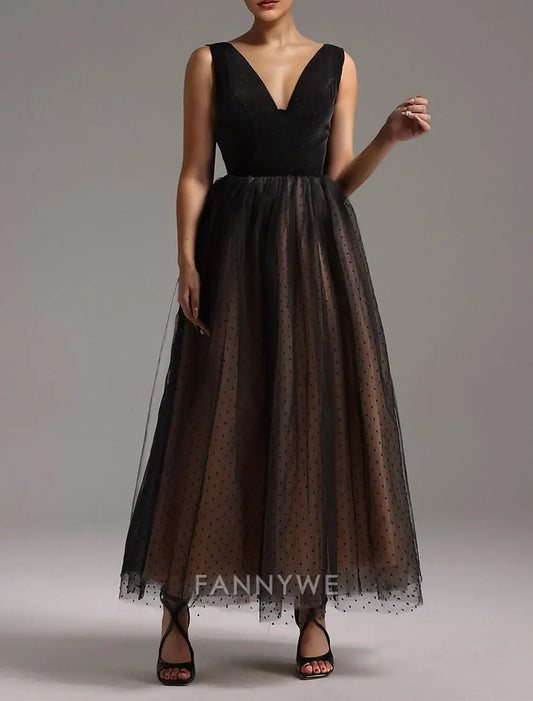FannyWe Simple Sirena / Trompeta Vestidos de Fiesta Vestido Negro Vestido de Noche Fiesta de Graduación Largo Hasta el Tobillo Sin Mangas Cuello en V Encaje Sin Espalda con Sobrefalda Bordada 