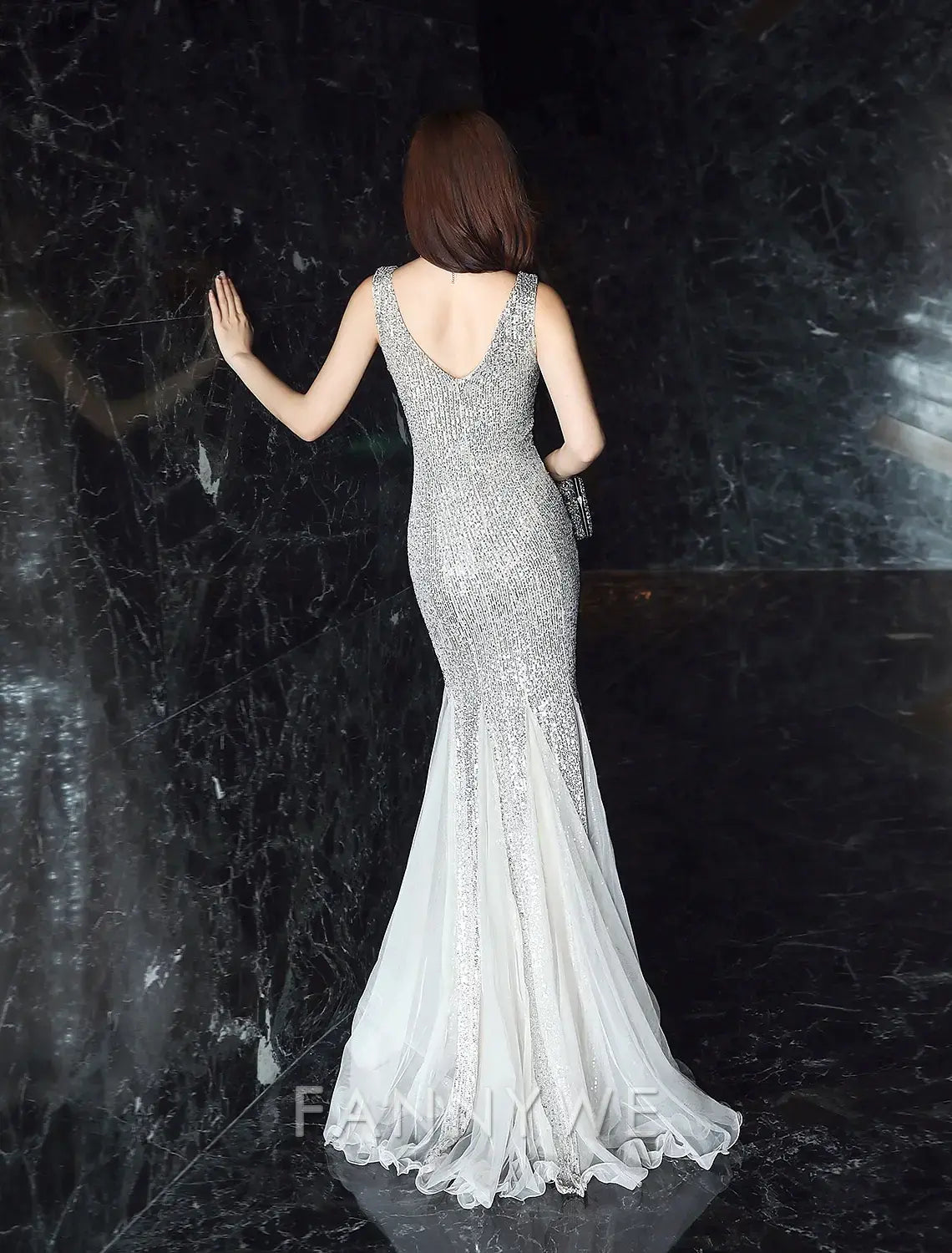 FannyWe Simple Mermaid / Trumpet Prom Dresses Elegant Dress Formal Wedding Floor Length Sleeveless V Neck Sequined with Glitter Tassel