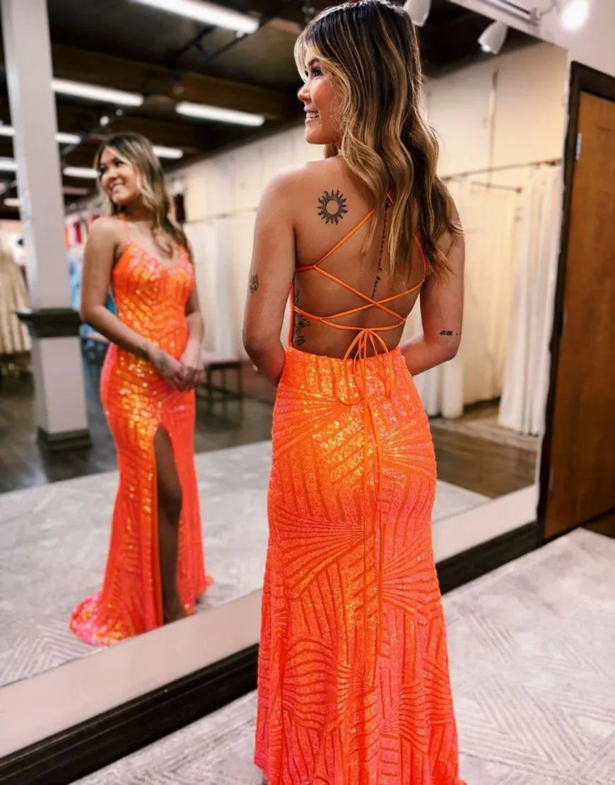 Vestido largo de fiesta de graduación con lentejuelas brillantes y abertura