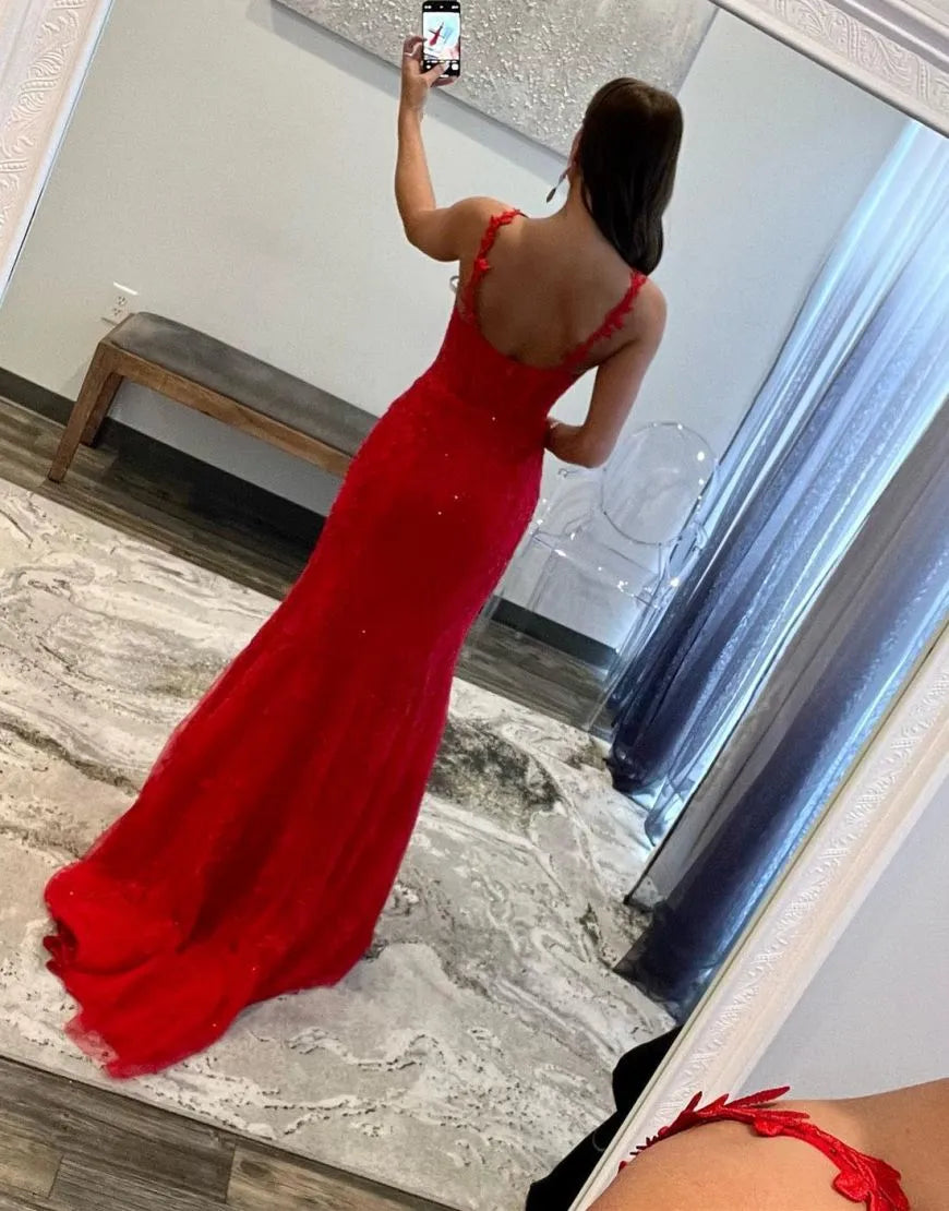 Vestido de fiesta con apliques de encaje de sirena y tirantes finos