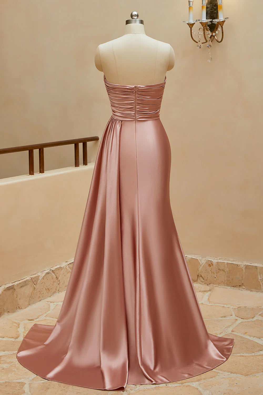 Vestidos de fiesta de satén con escote corazón y corte sirena