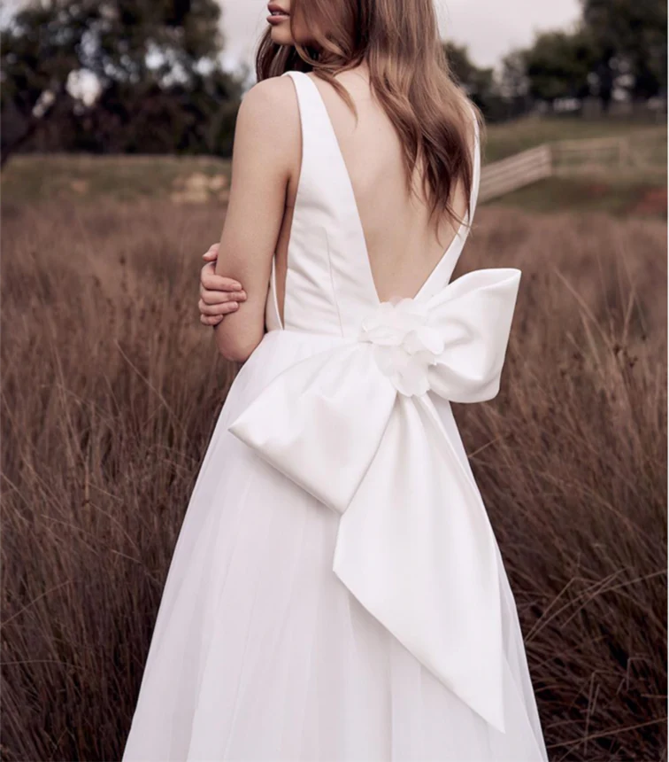 Beach Floor Length Wedding Dres A Line V Neck Tulle Wedding Dress