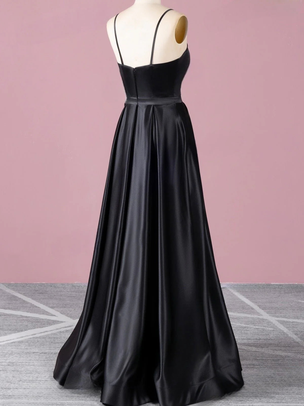 Vestido de fiesta de satén con escote en V, tirantes finos, abertura alta, bolsillos y corte A