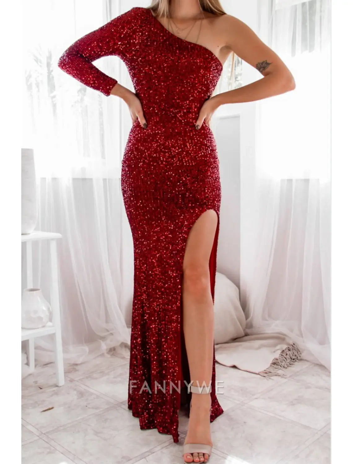 FannyWe Simple Sheath / Column Evening Gown Glittering Dress Engagement Formal Evening Floor Length Long Sleeve One Shoulder Sequined with Sequin Slit