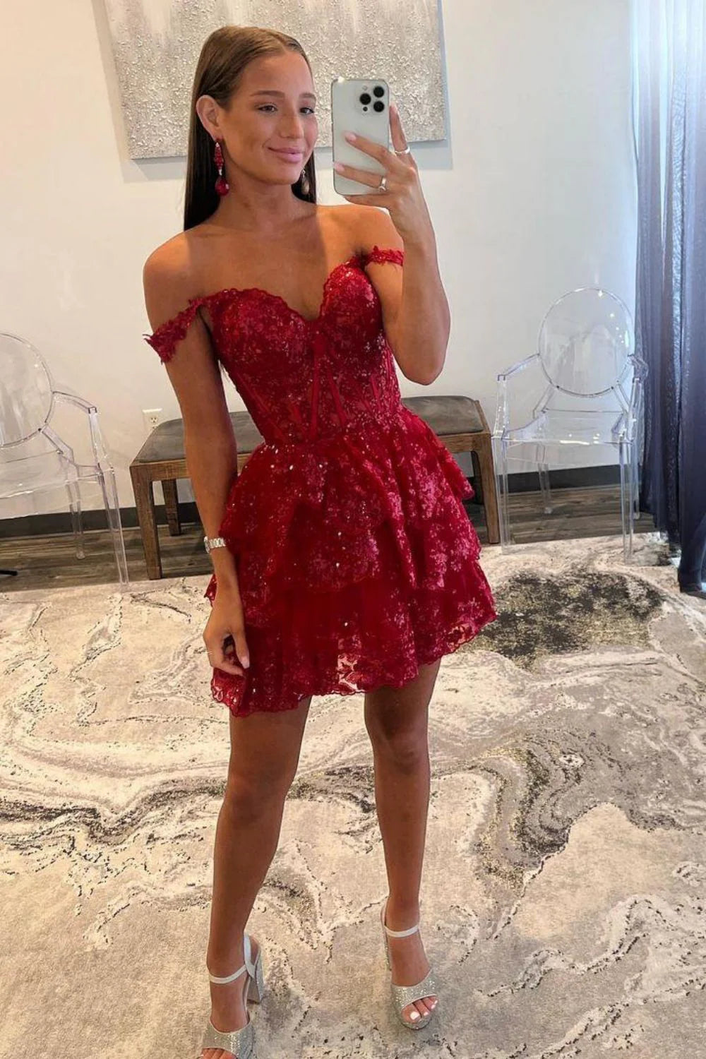 Sparkly Navy A-Line Short Tiered Homecoming Dress With Appliques