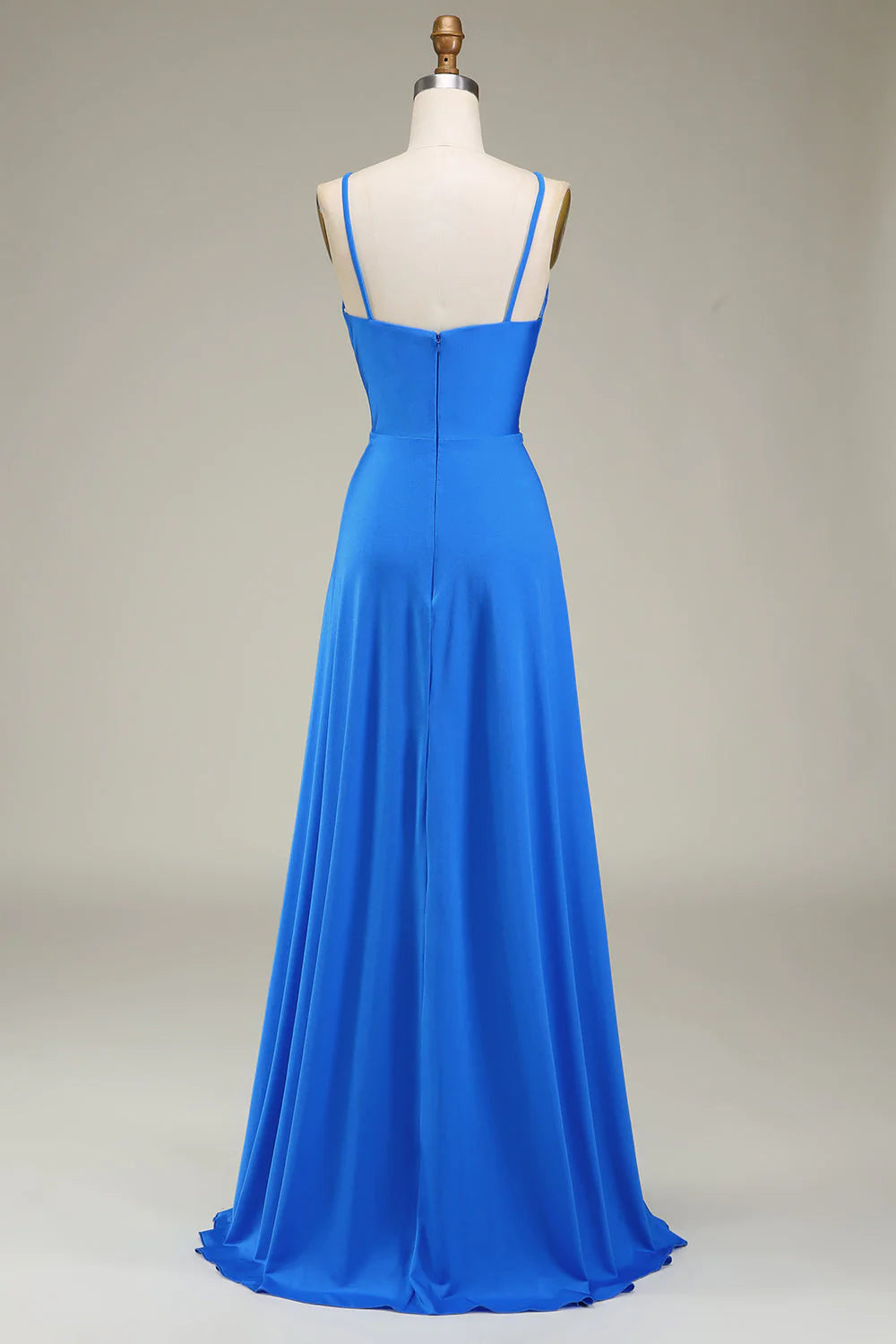 Vestido de fiesta de corte A con tirantes finos en color rosa intenso y plisado