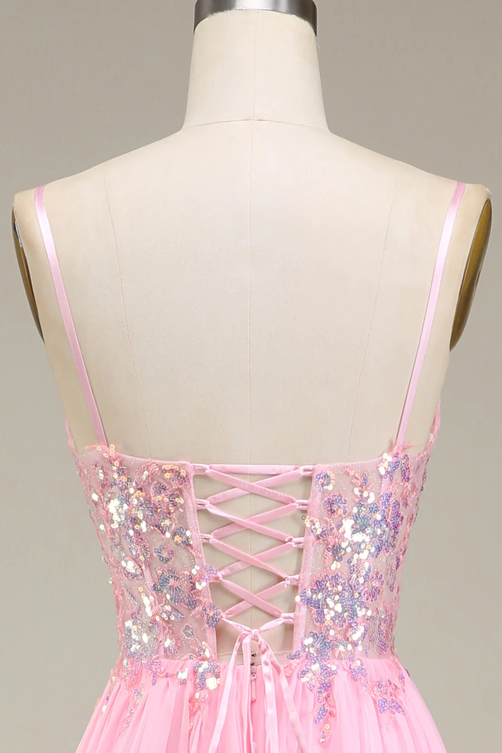 Vestido de fiesta de corte A con tirantes finos y corsé rosa plisado