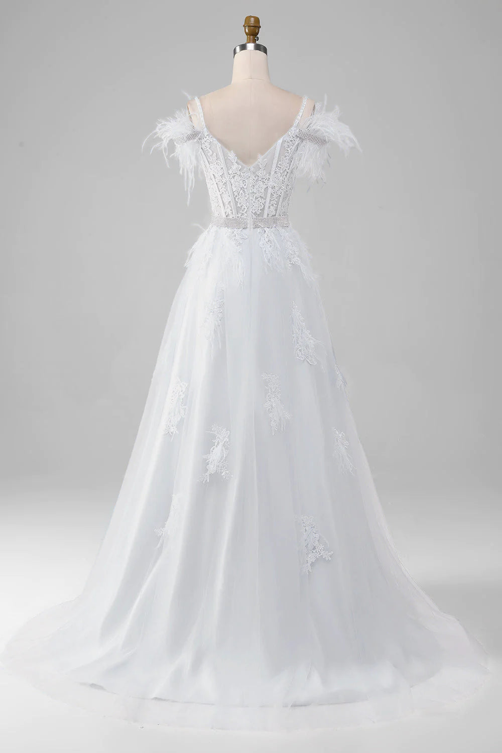 Vestido de novia con corsé blanco, apliques y detalles de pedrería