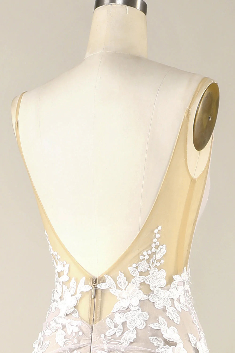 Elfenbeinfarbenes Meerjungfrau-Brautkleid mit Illusion-Boot-Ausschnitt und Spitze