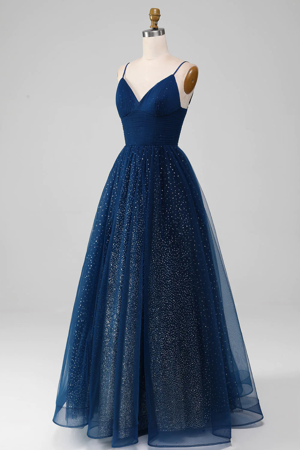 Vestido de fiesta azul marino con escote en V, largo de tul con cuentas y pliegues