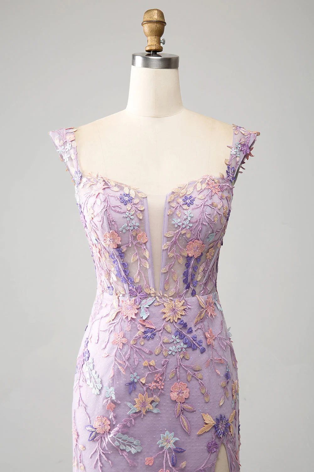 Vestido de fiesta largo de sirena con bordados y hombros descubiertos en color malva con abertura