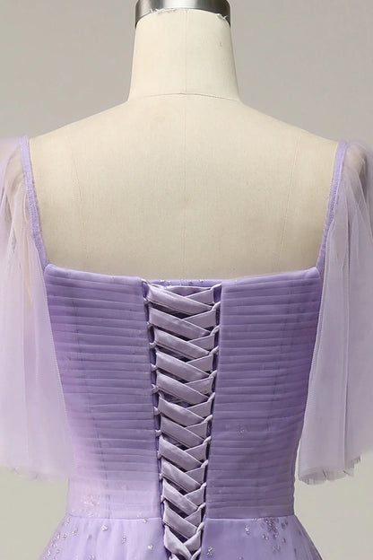 Vestido de fiesta lavanda con hombros descubiertos y volantes