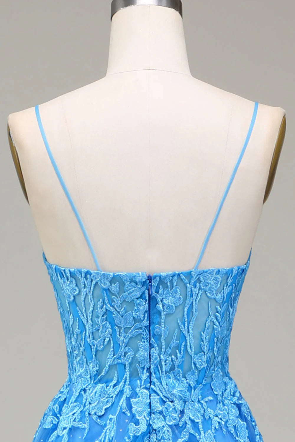 A-Linie Spaghettiträger Blaues Tüll-Ballkleid mit Applikationen