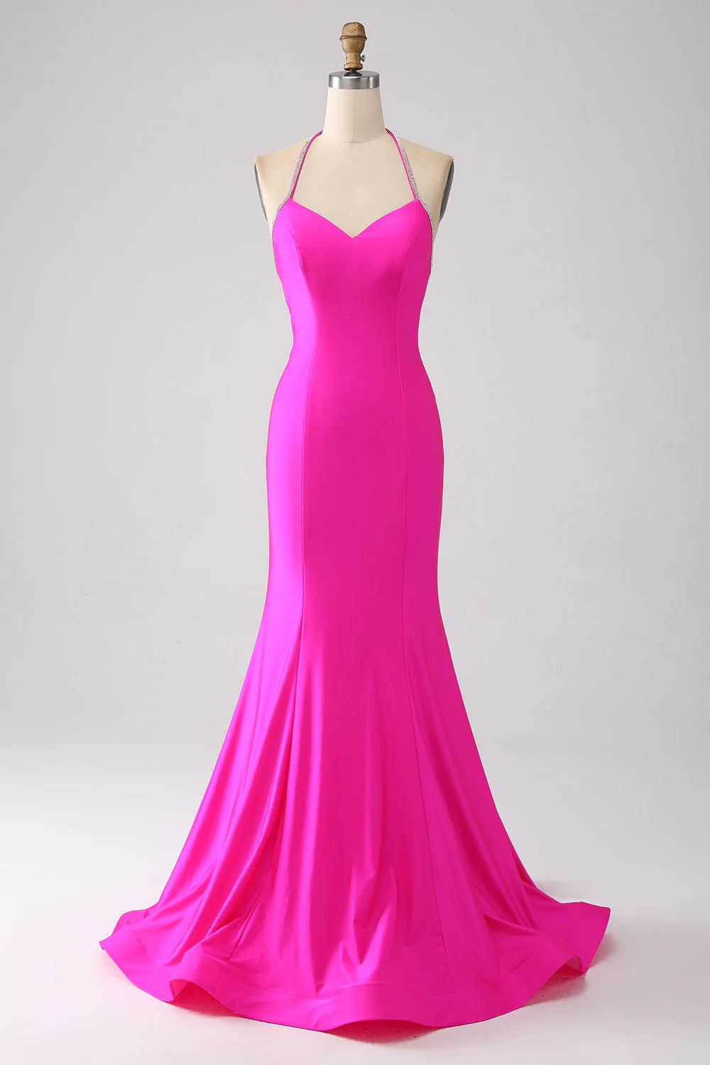 Vestido de fiesta largo fucsia de sirena, cuello halter, espalda descubierta