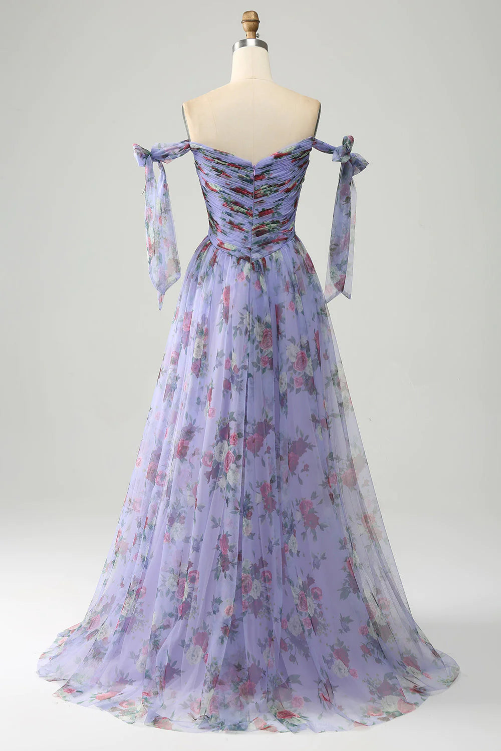 Vestido de fiesta de tul con estampado floral lavanda y pliegues
