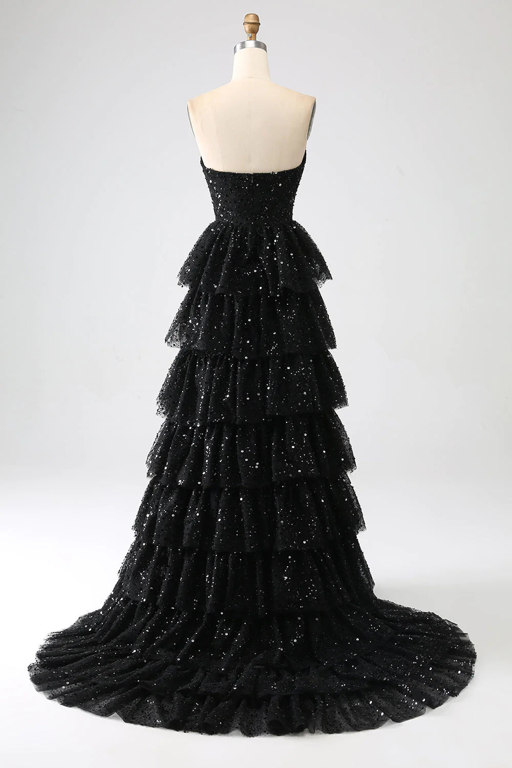 Vestido de fiesta negro con lentejuelas y abertura en forma de A