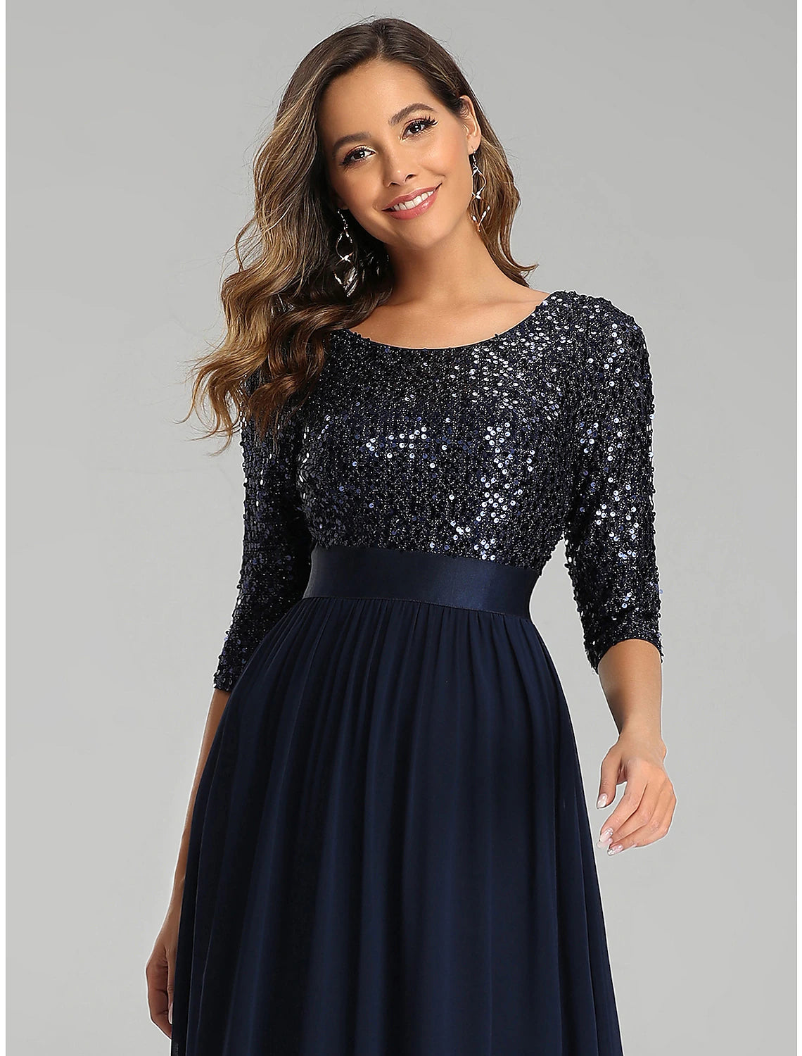 A-Linie, elegantes Abendkleid für Hochzeitsgäste, Rundhalsausschnitt, 3/4-Ärmel, bodenlang, Tüll mit Pailletten