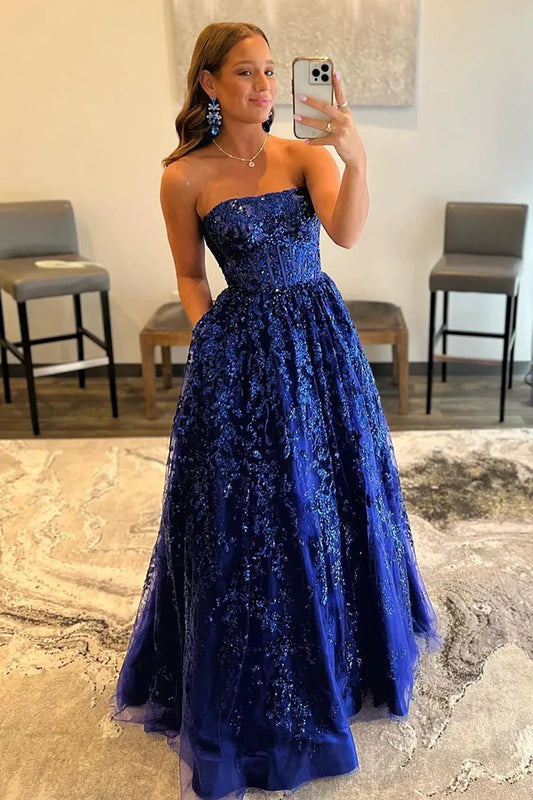 Langes Ballkleid aus A-Linie mit Pailletten und Spitze und Taschen
