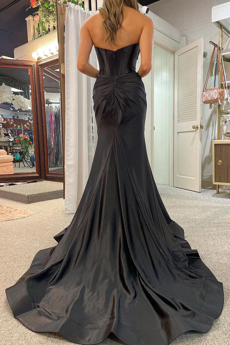 Vestido de fiesta largo de satén con escote corazón y corte sirena