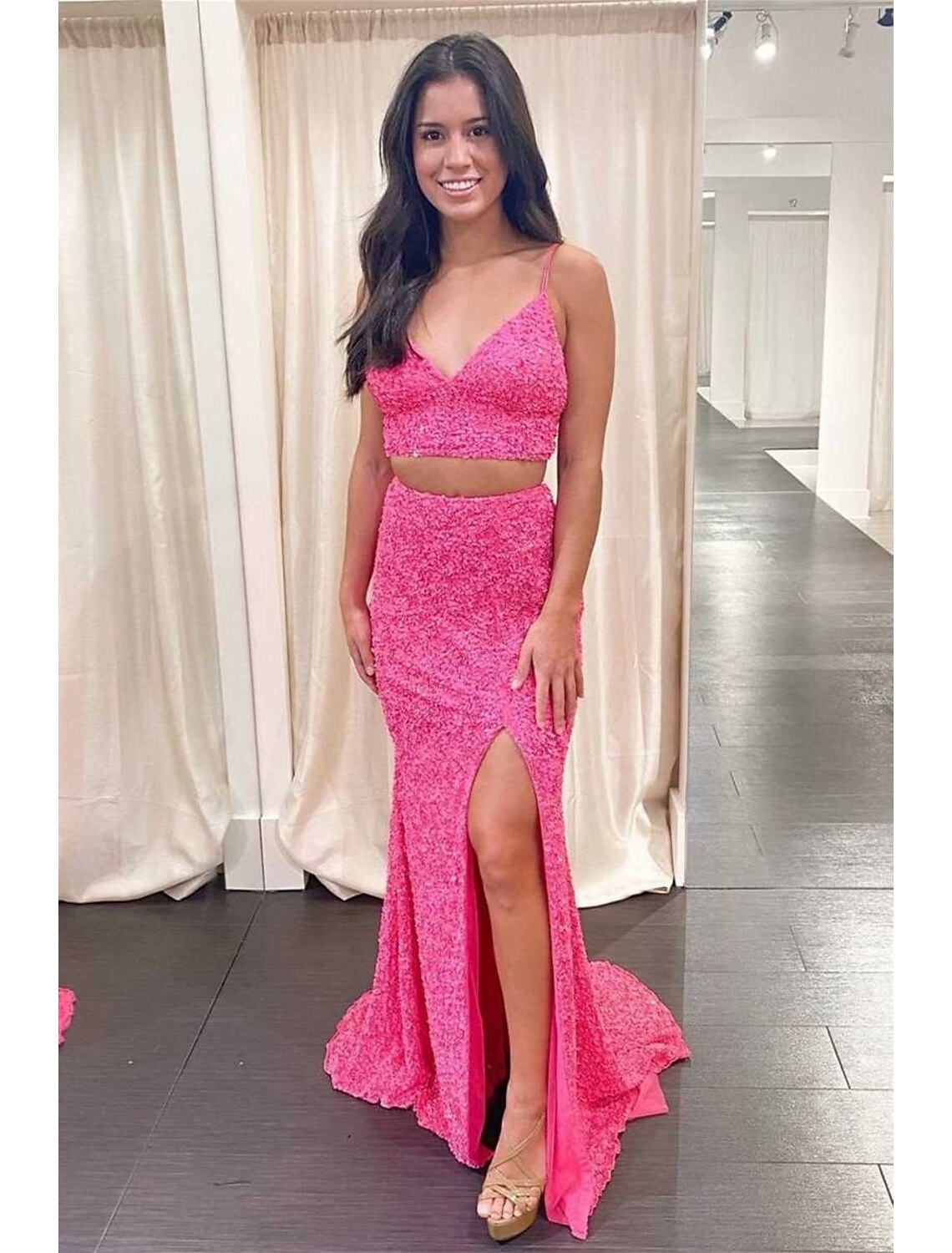 Vestido de fiesta de dos piezas con corte sirena o trompeta, vestido de fiesta con brillo y brillo, vestido de fiesta con cola larga y sin mangas, tirantes finos, lentejuelas, espalda descubierta y abertura con lentejuelas