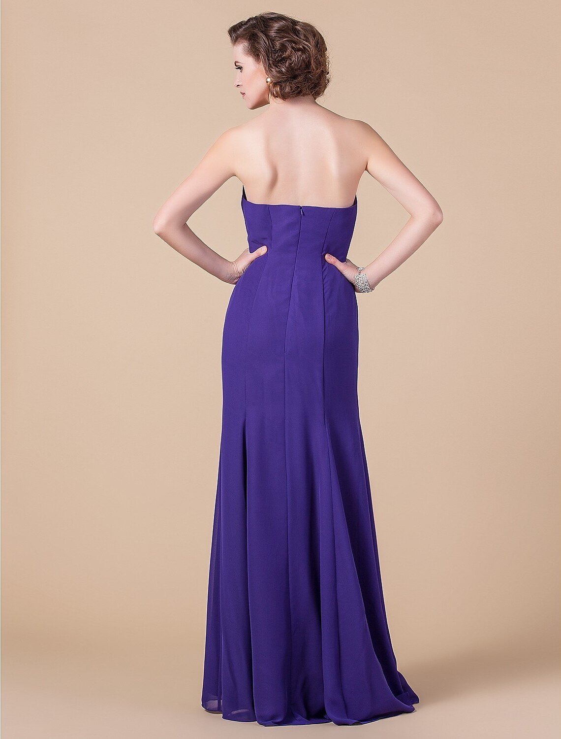 Mermaid / Trumpet Strapless Floor Length Chiffon Mother of the Bride Dress with Crystals / Draping